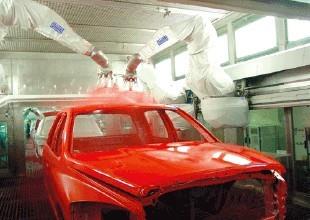 中國汽車掀機(jī)器人革命 焊接噴漆基本自動(dòng)化