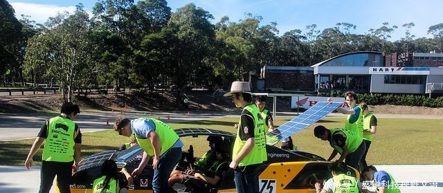 采用3D打印制造的太陽能電動車，時速60公里，可以無限續(xù)航