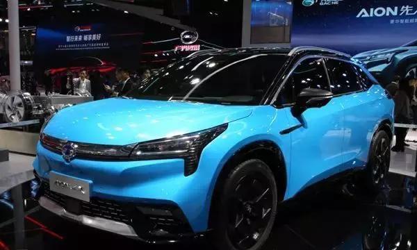 新能源汽車銷量增速“剎車”，下一個(gè)突破口何在？
