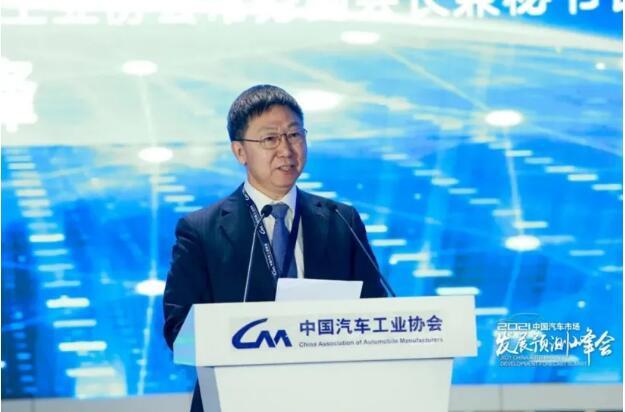 2025年我國新能源汽車銷量或達600萬輛，自主產業(yè)鏈切勿再錯過機會
